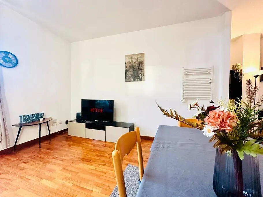 Appartamento Di Stile In Centro Citta Milan Apartment