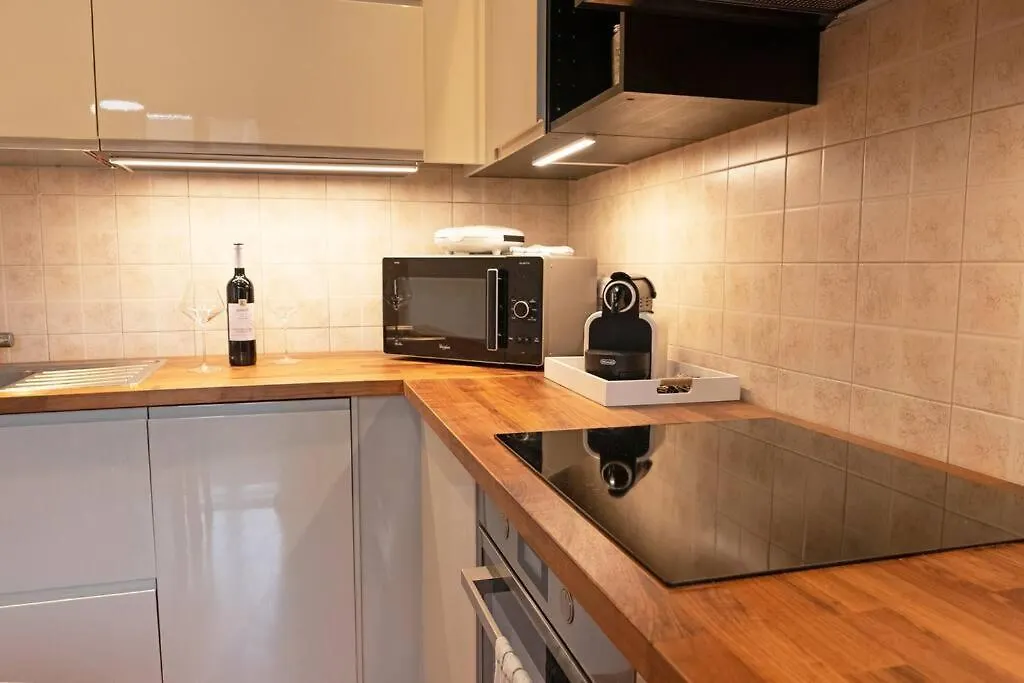 Apartment Appartamento Di Stile In Centro Citta Milan Italy
